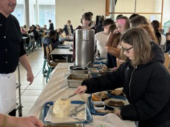 La Chandeleur fêtée au self !